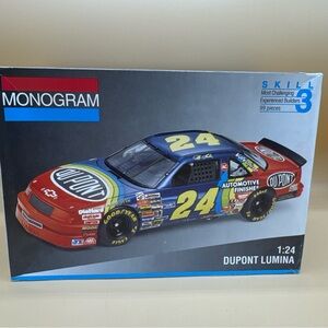 Monogram #24 Dupont Lumina 1:24 skill 3 level model kit Sealed Parts
